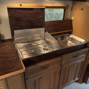 "Heidi" Küchenzeile geöffnet